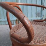 Petite chaise cannée