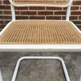 Suite de 4 chaises modèle Cesca b32 en blanc par Marcel Breuer 1987