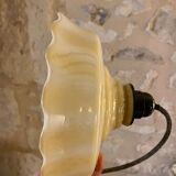 Opaline suspension