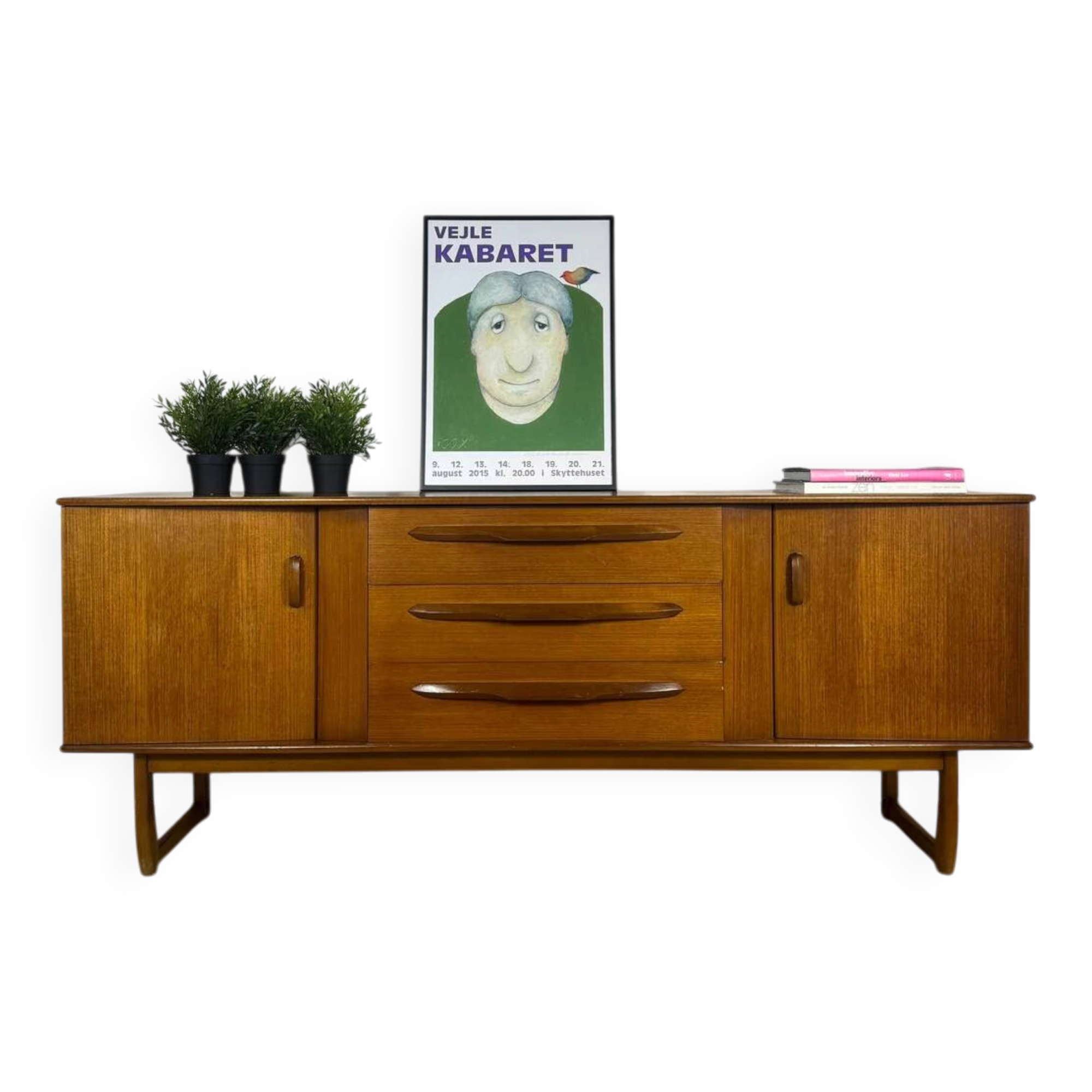 Vintage teak sideboard – Mid-century modern 1960s credenza