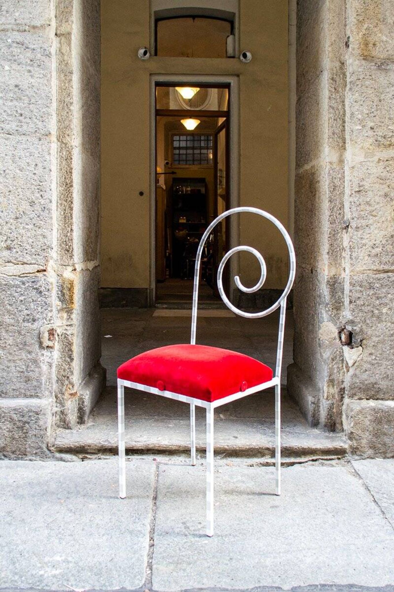 Sedia Suspiral by Luigi Serafini by Sawaya & Moroni, 1986