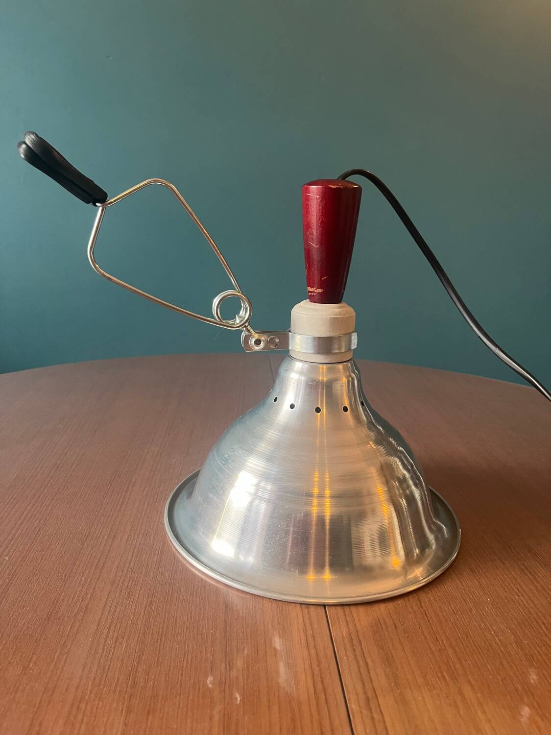 Clamp-on workshop lamp from the 80s