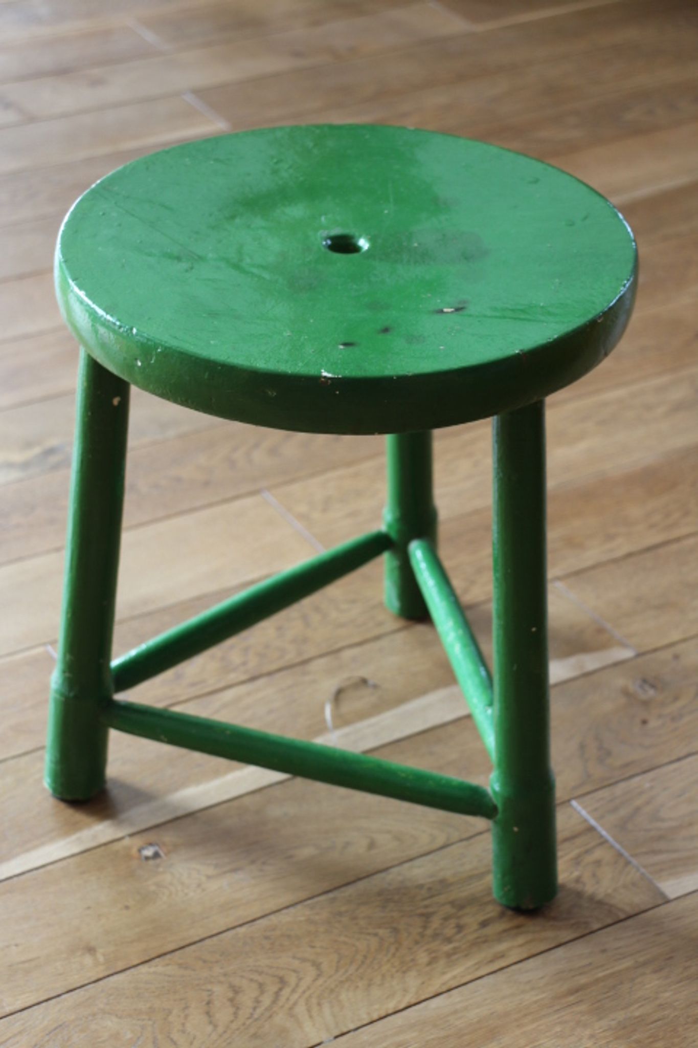 Green wood tripod stool 400mm