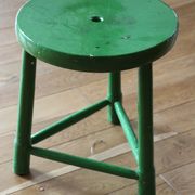 Green wood tripod stool 400mm