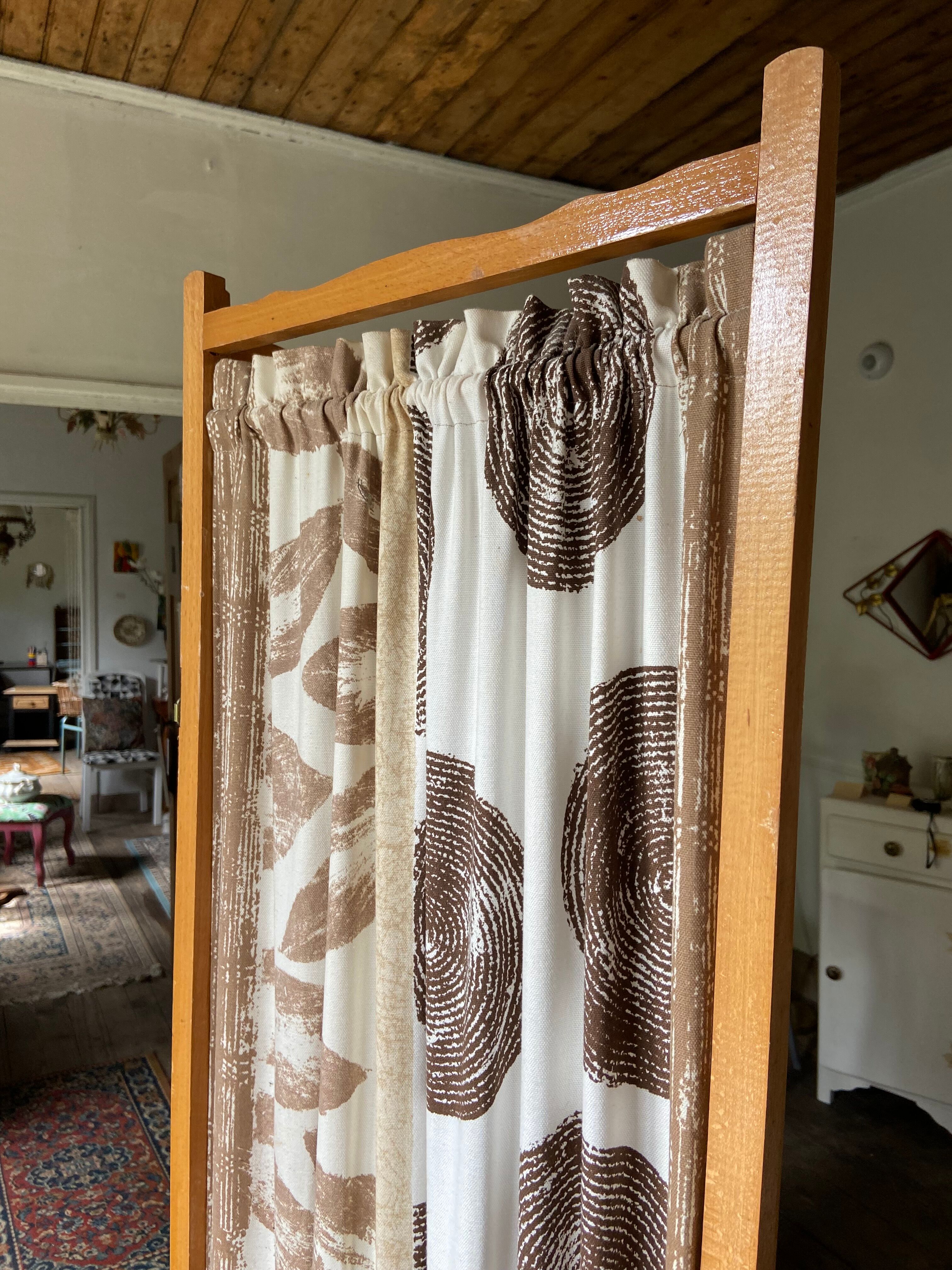 Wooden and fabric screen from the 60s