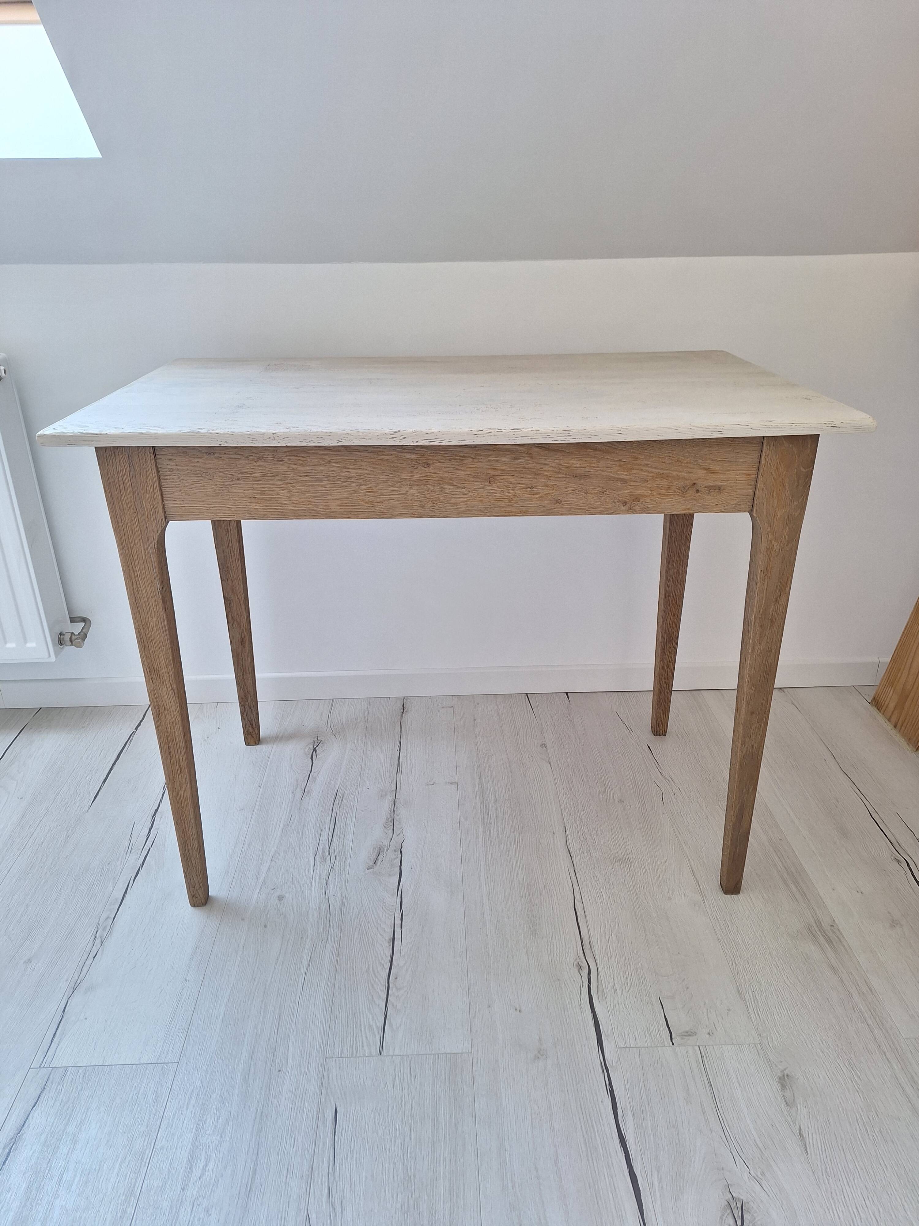 Antique wooden desk – farmhouse table - chic country spirit