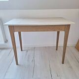 Antique wooden desk – farmhouse table - chic country spirit