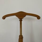 Deux Porte corset, présentoir, porte vétement en bois vintage