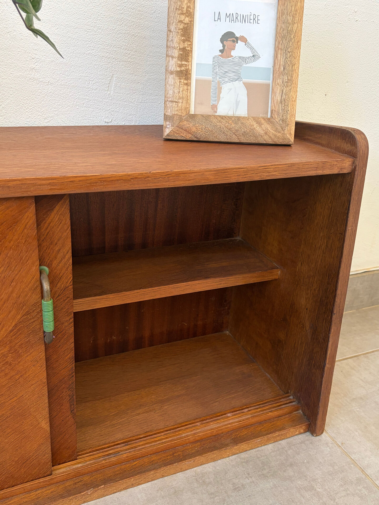 Vintage 1960s TV unit/storage.