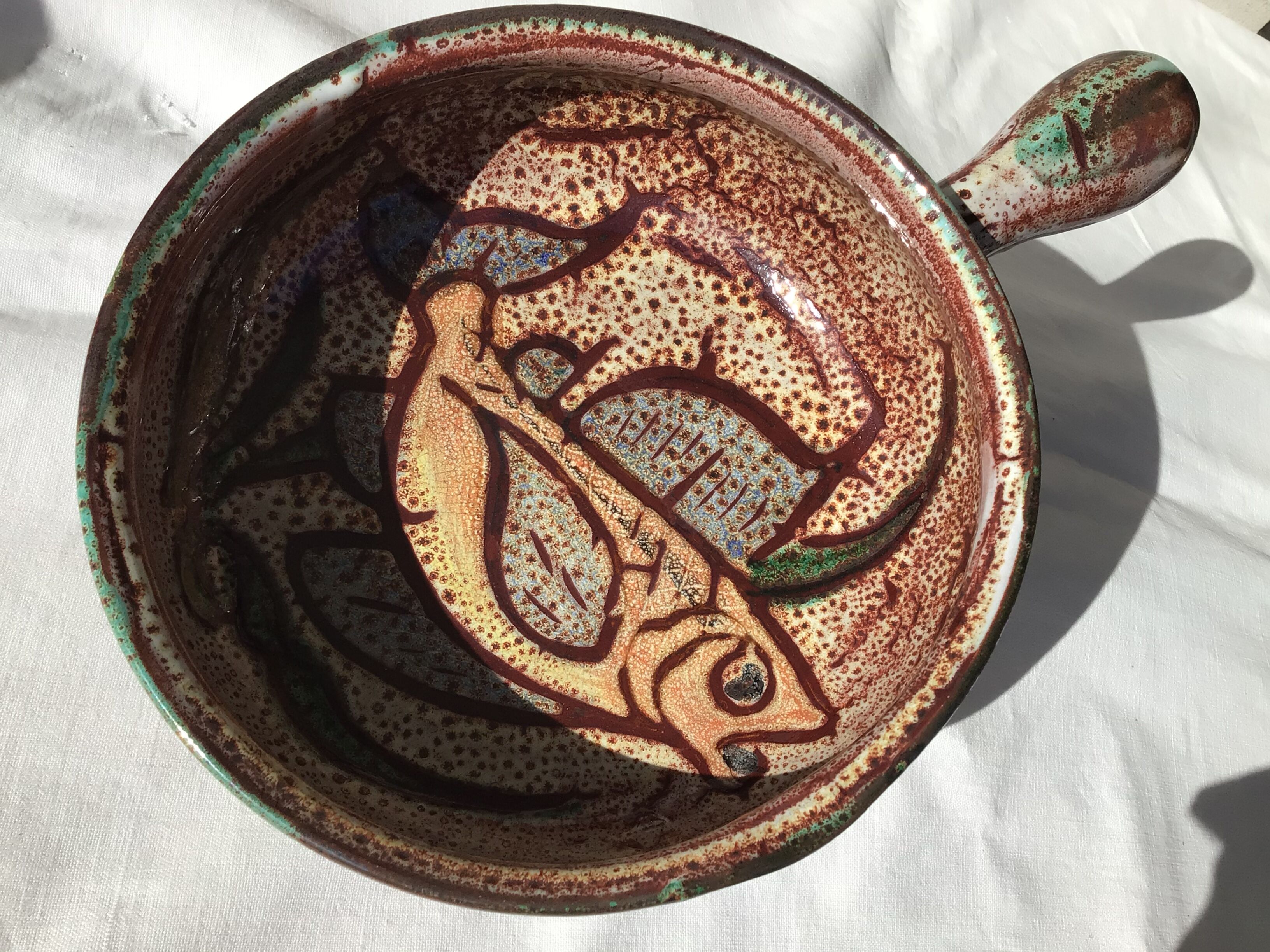 Skill pan Vallauris fish decoration