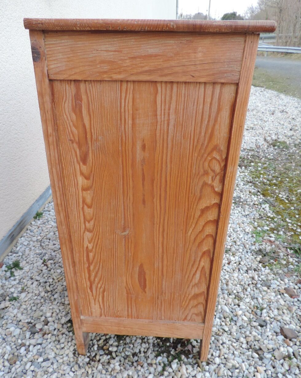 Former Parisian buffet