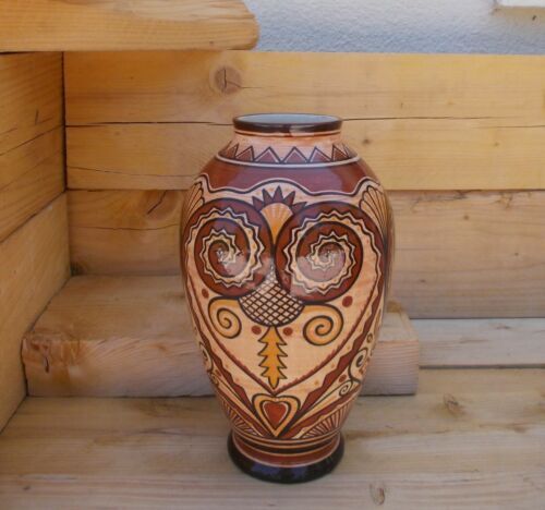Former faience Henriot in Quimper vase signed Jean Caer