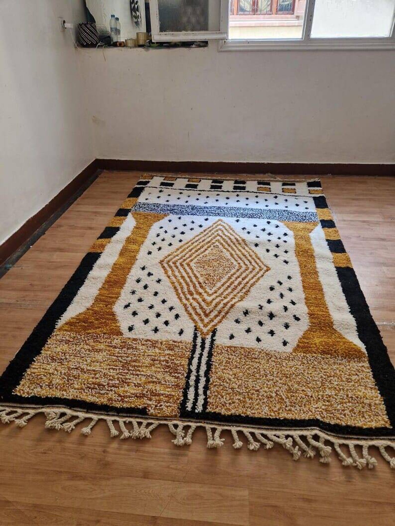 Handwoven Moroccan blessed rug (mrirt), size 150 x 250 cm