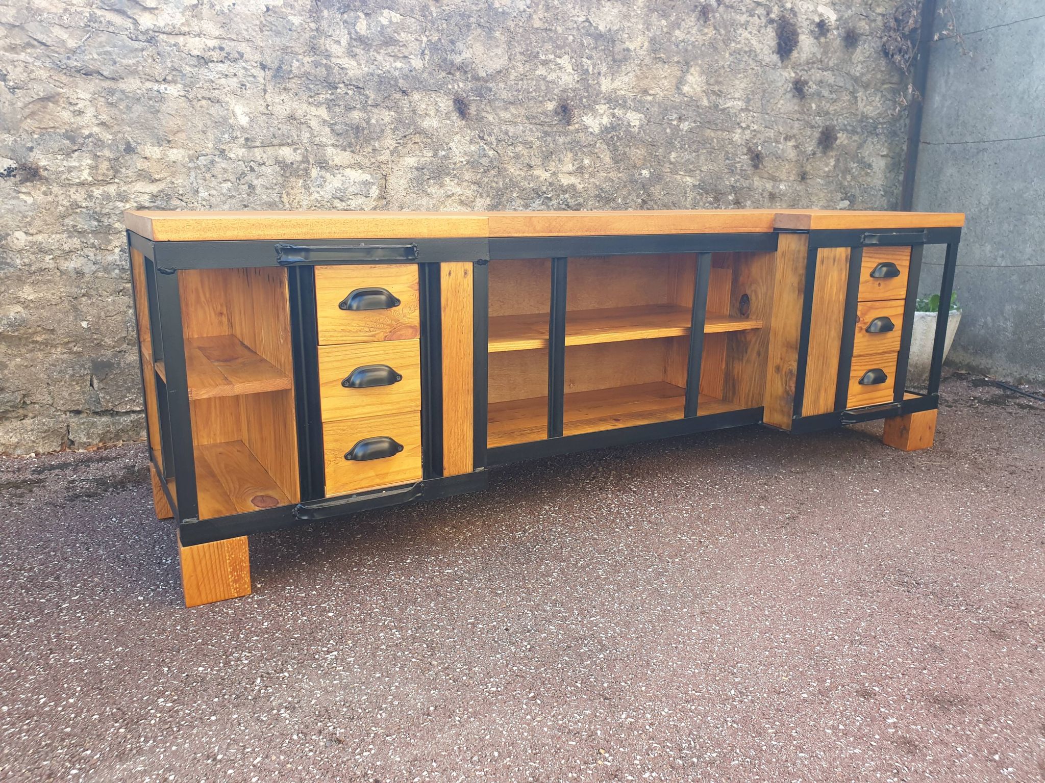 Meuble TV industriel