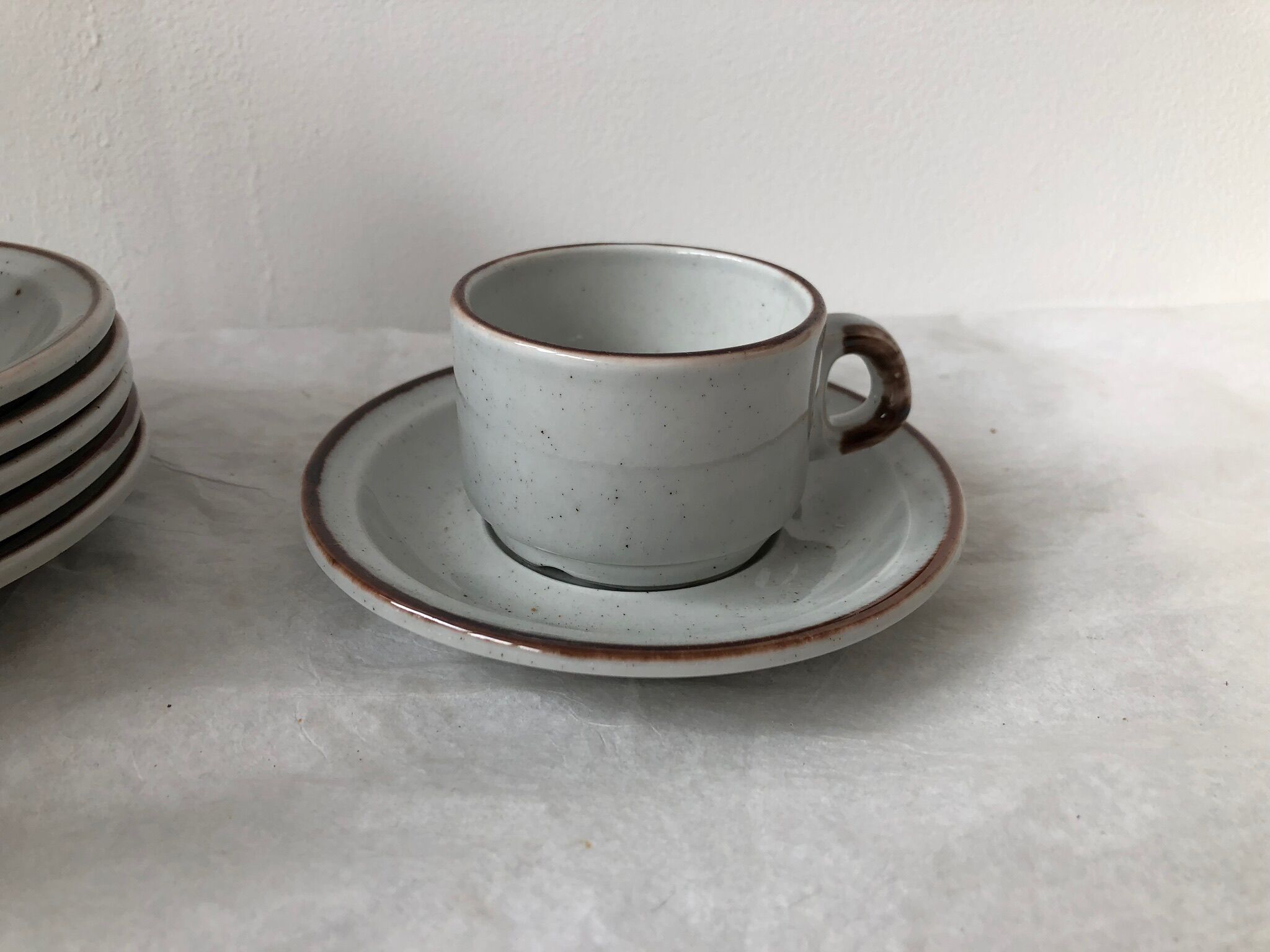 Set of 6 cups in stoneware