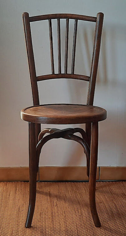 Bistro chair