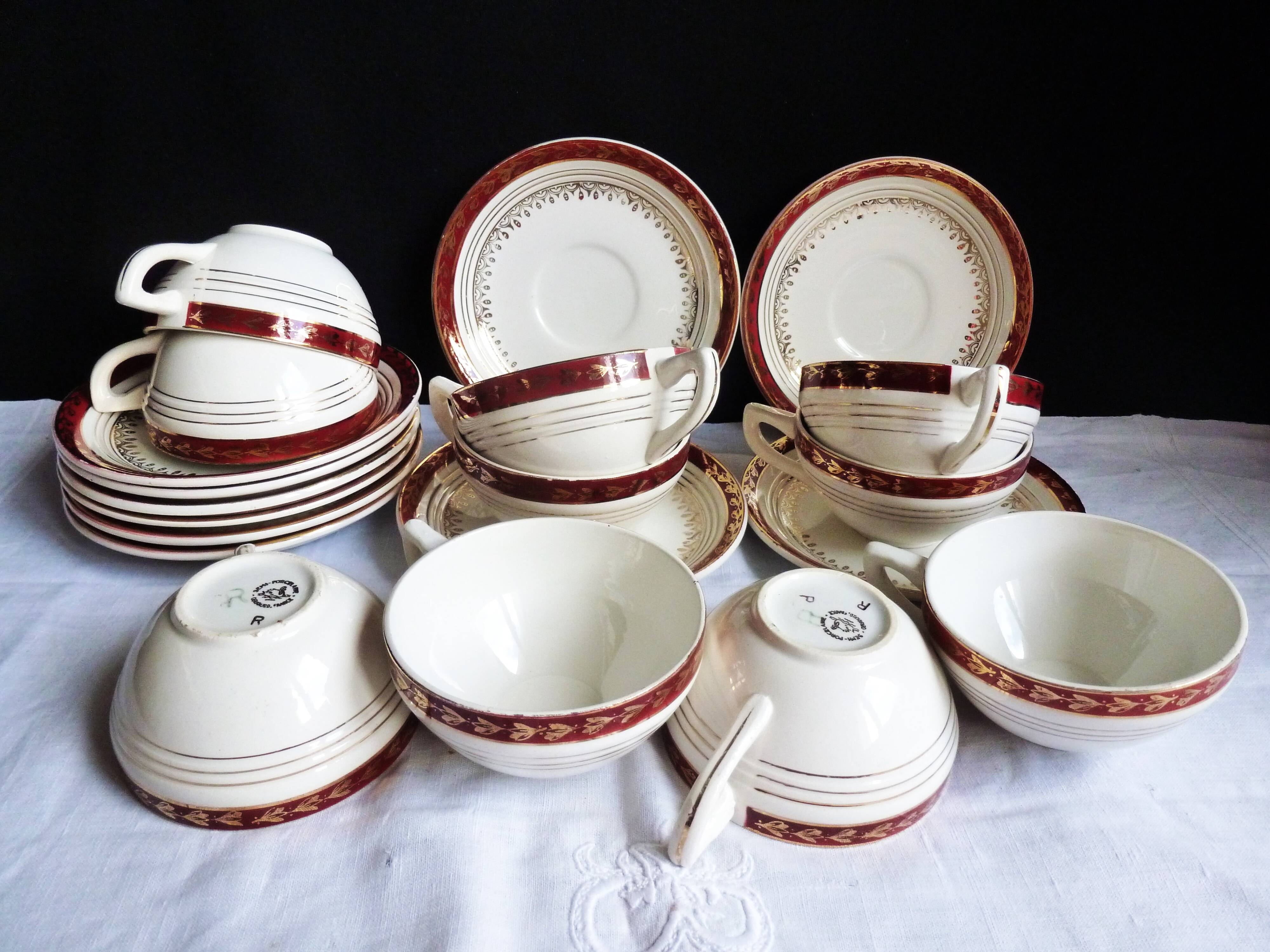 1920s coffee service Céranord from Saint-Amand, 24 pieces.