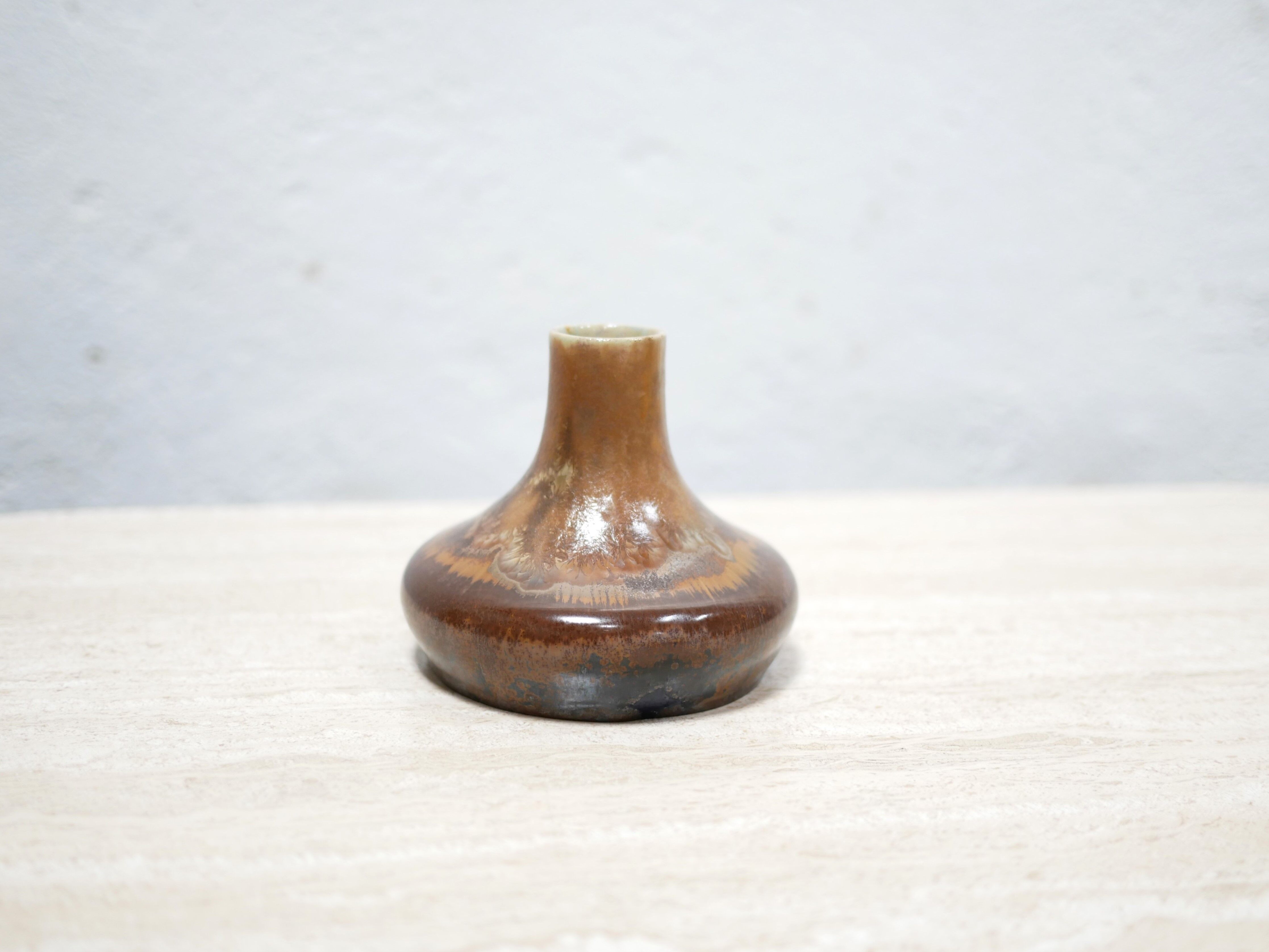 Sandstone vase by Alfred Renoleau