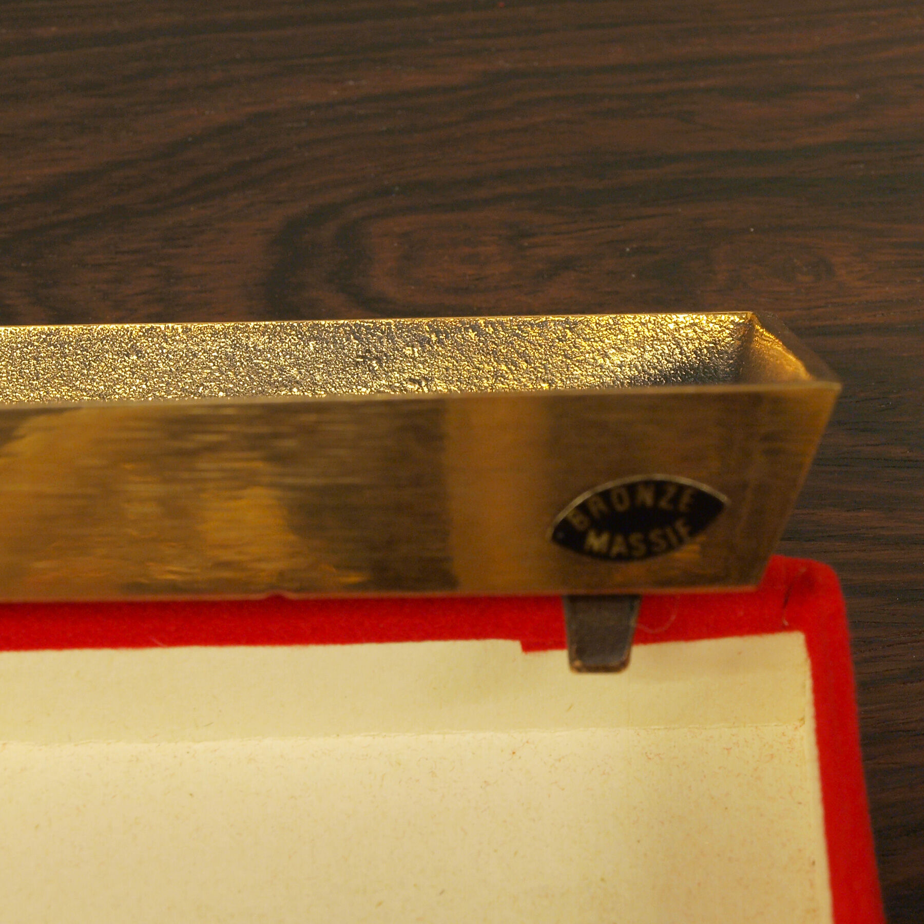 Alfieri Gardone's brutal bronze vacuum-pocket ashtray for Lauterbach