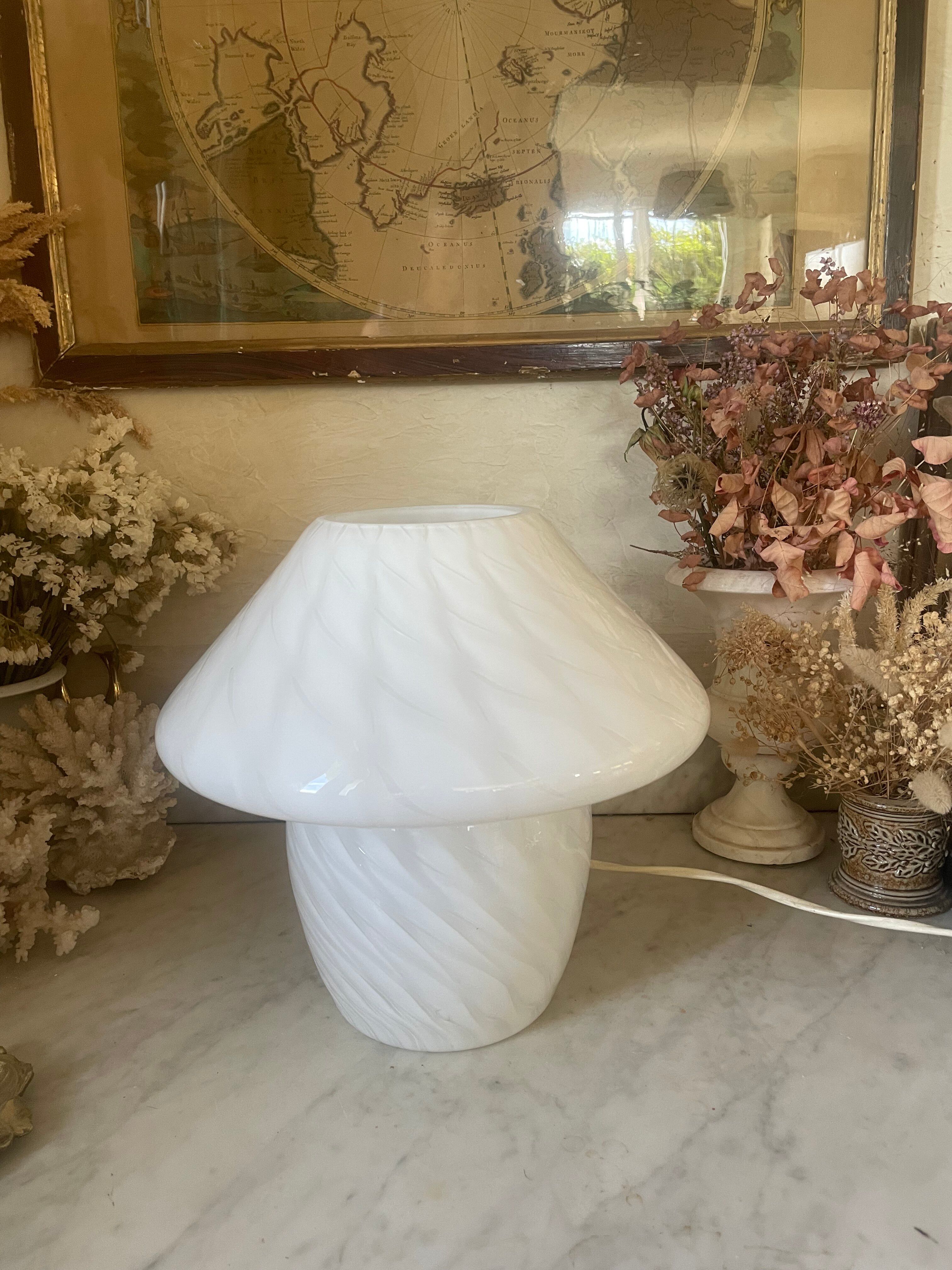 Mushroom lamp, Murano glass in textured opaline, "braided" effect.