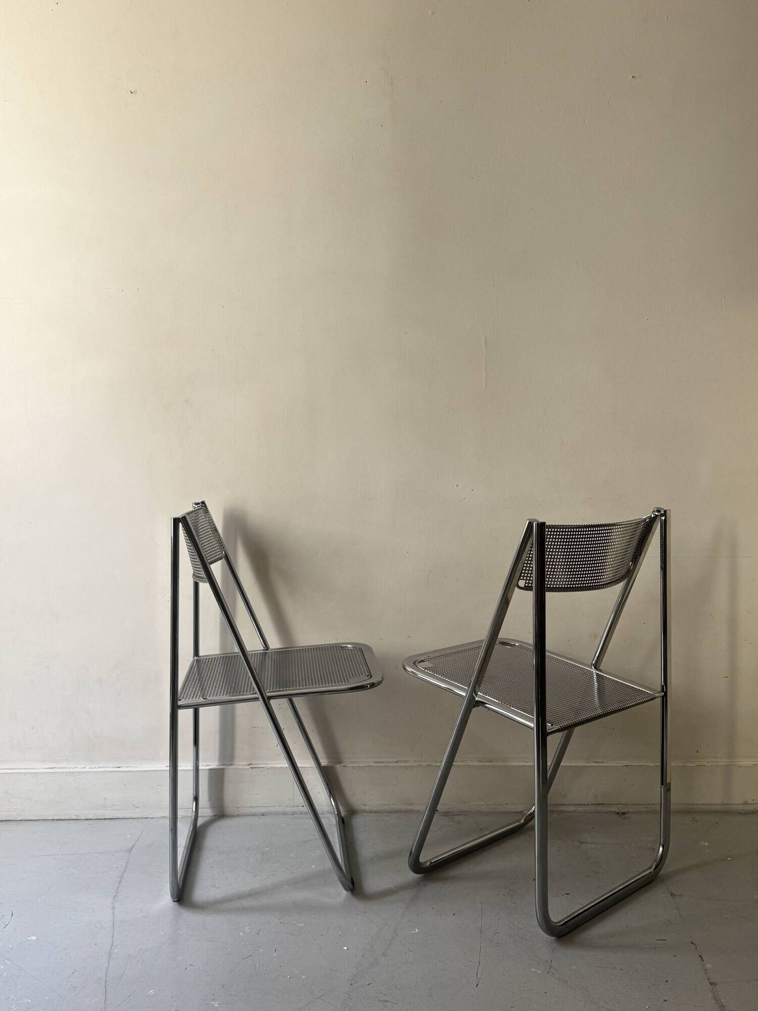 Chaise pliante Tamara en métal chromé et perforé d'Arrben, Italie 1980