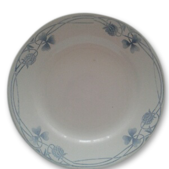 Plate to pedestal set vintage blue clover