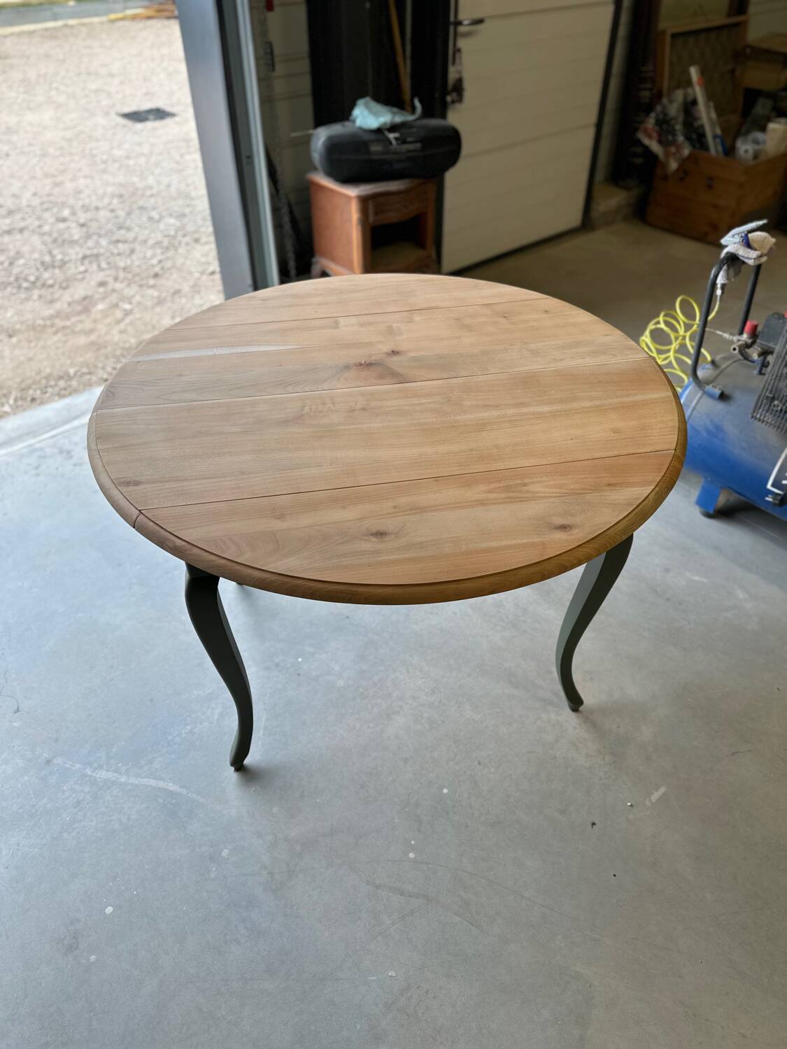 Table ancienne relookée