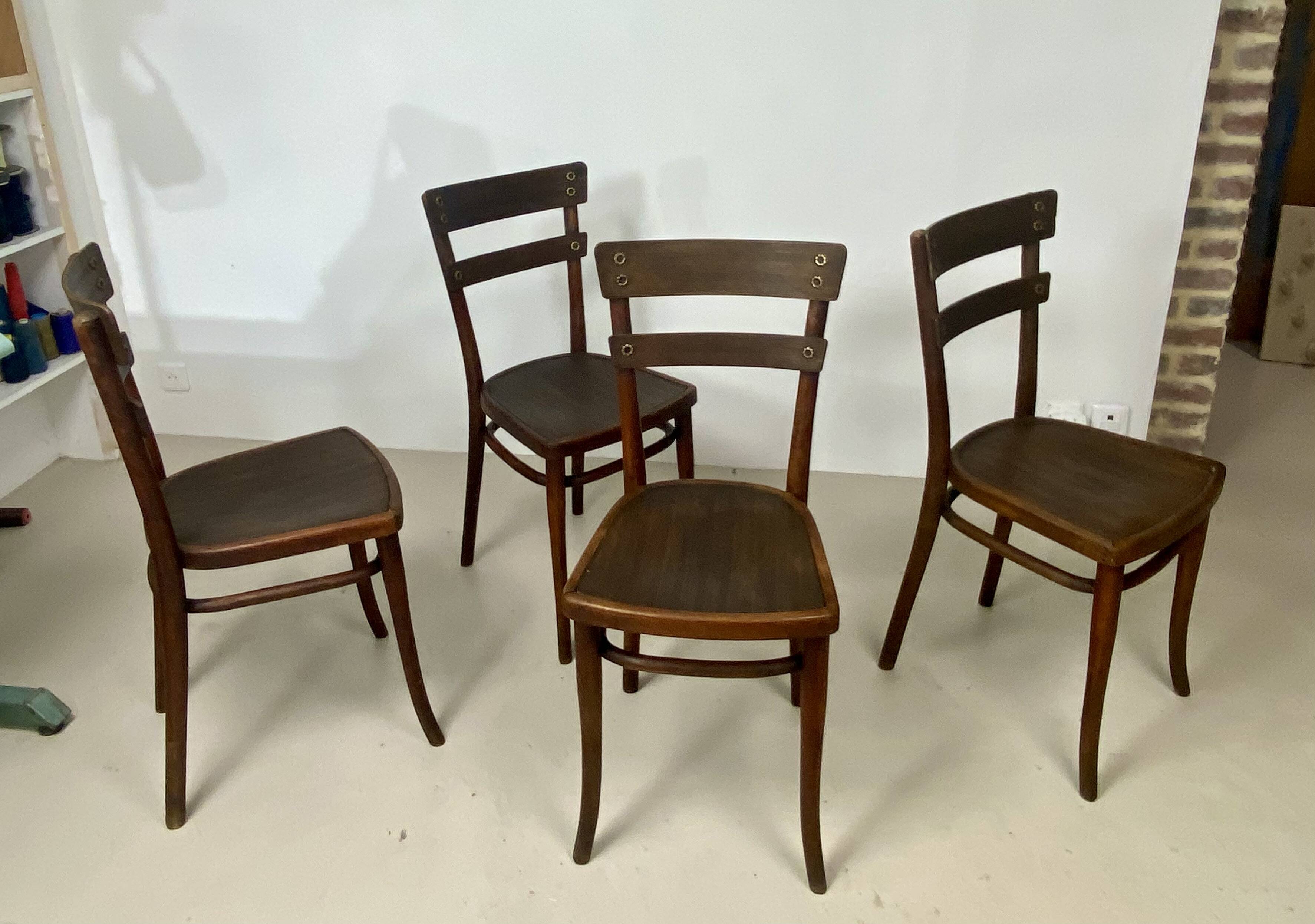 Set of 4 Thonet beech chairs – Model no. 651