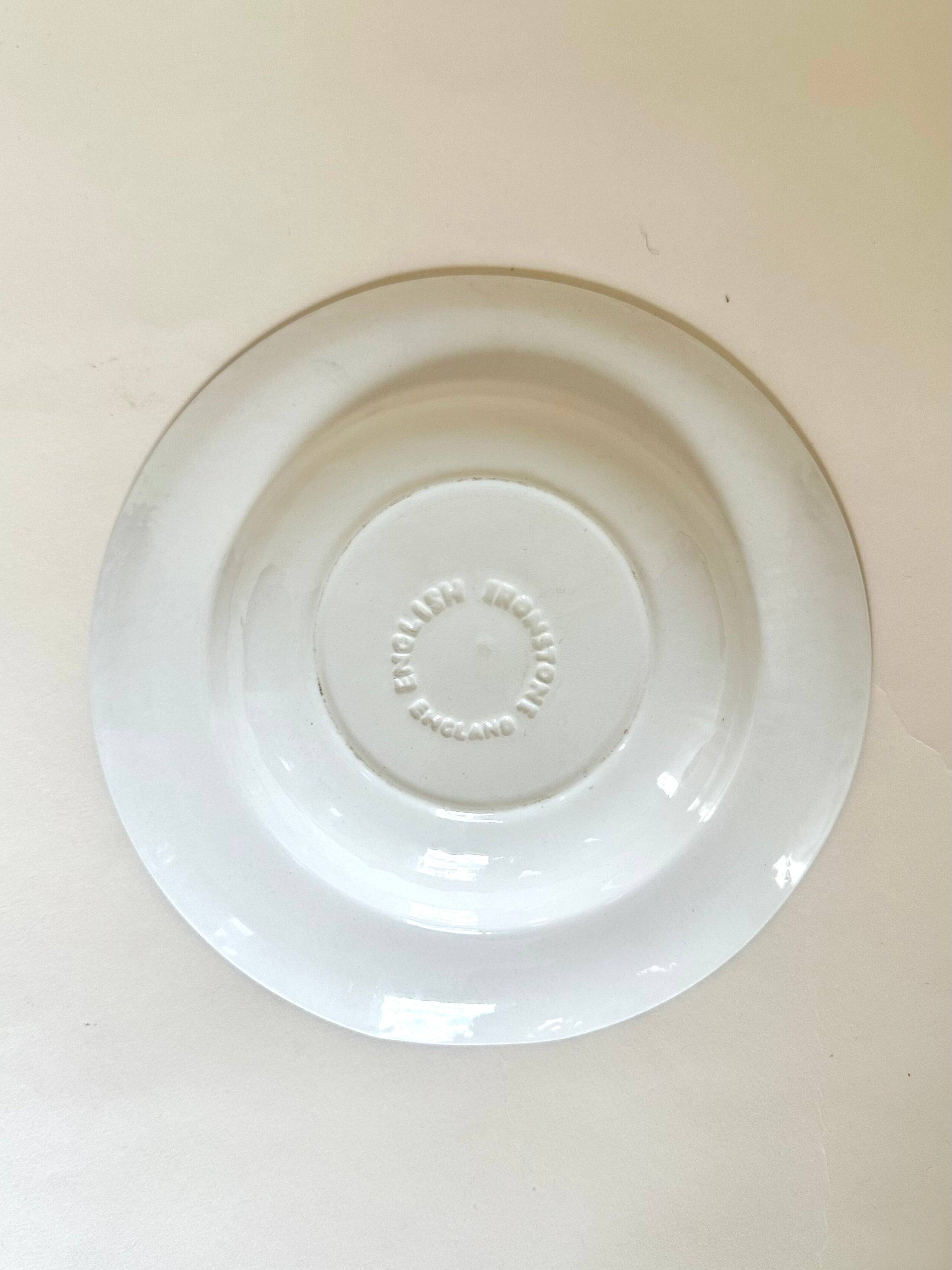 Set of six English deep plates, made of ironstone ceramic, floral patterns.