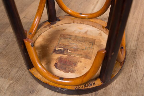 Tabouret Baumann avec étiquette et tampon