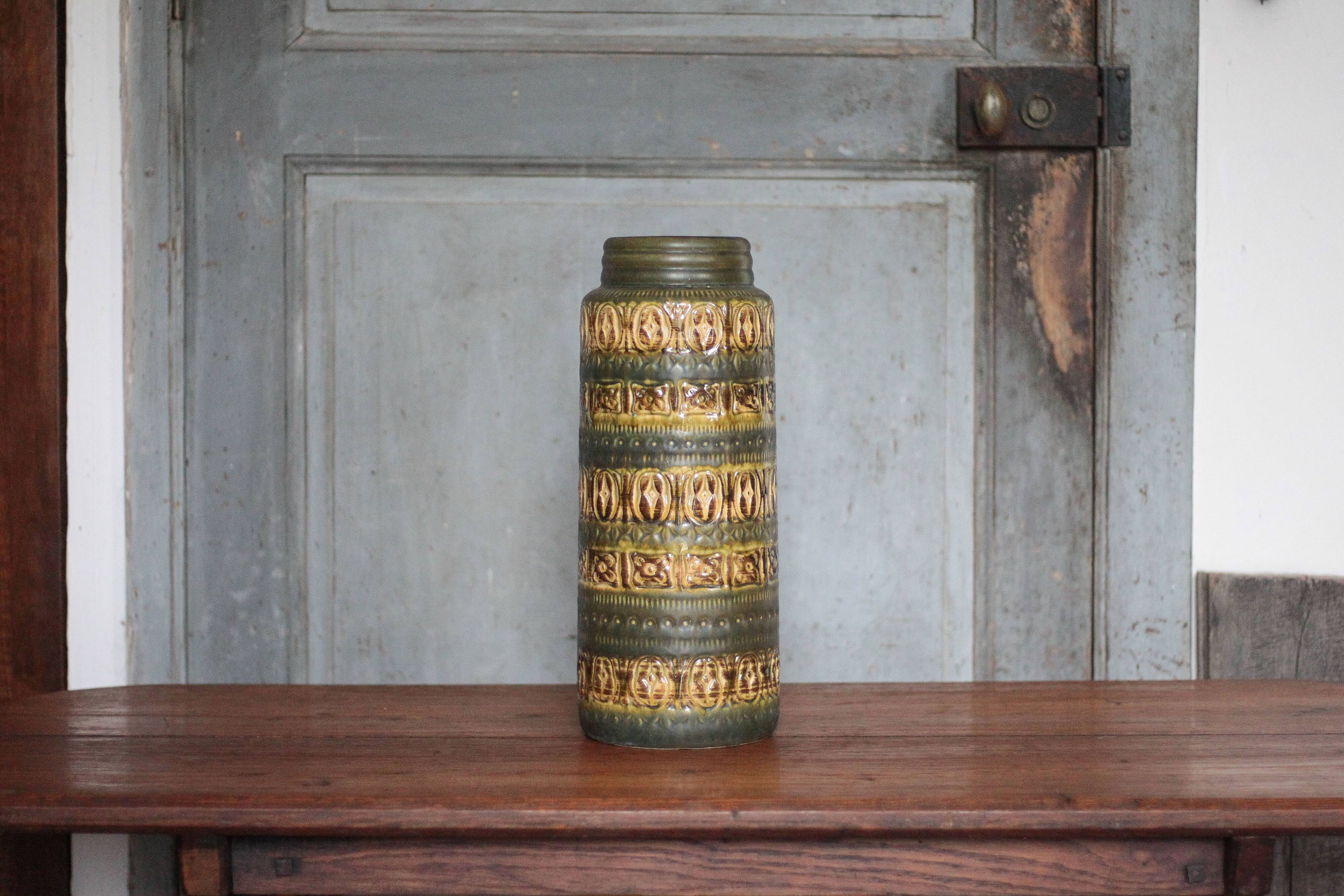 Ceramic vase West Germany, flower pot, interior decoration.