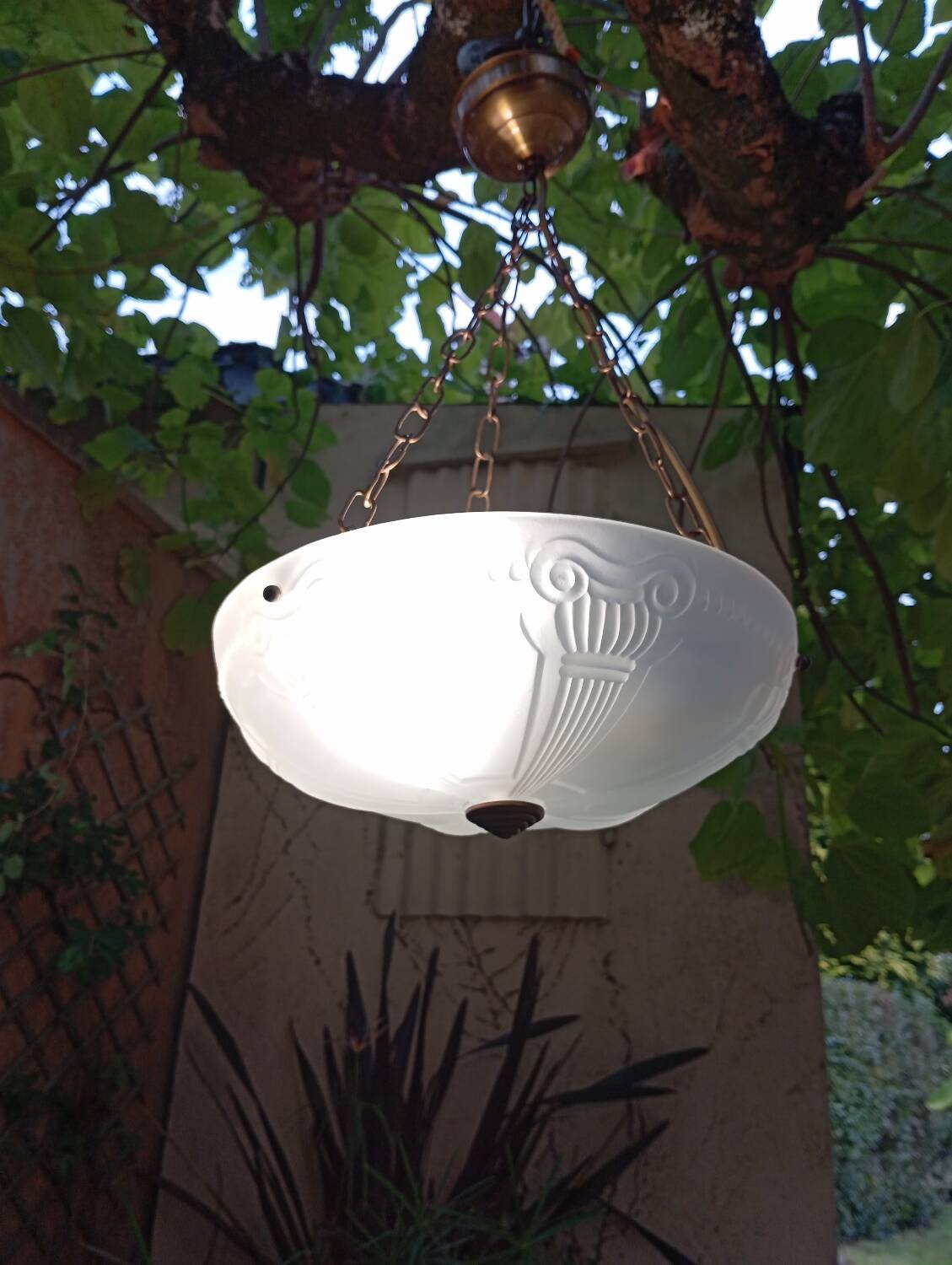 Frosted glass basin pendant light with column decor, art deco style
