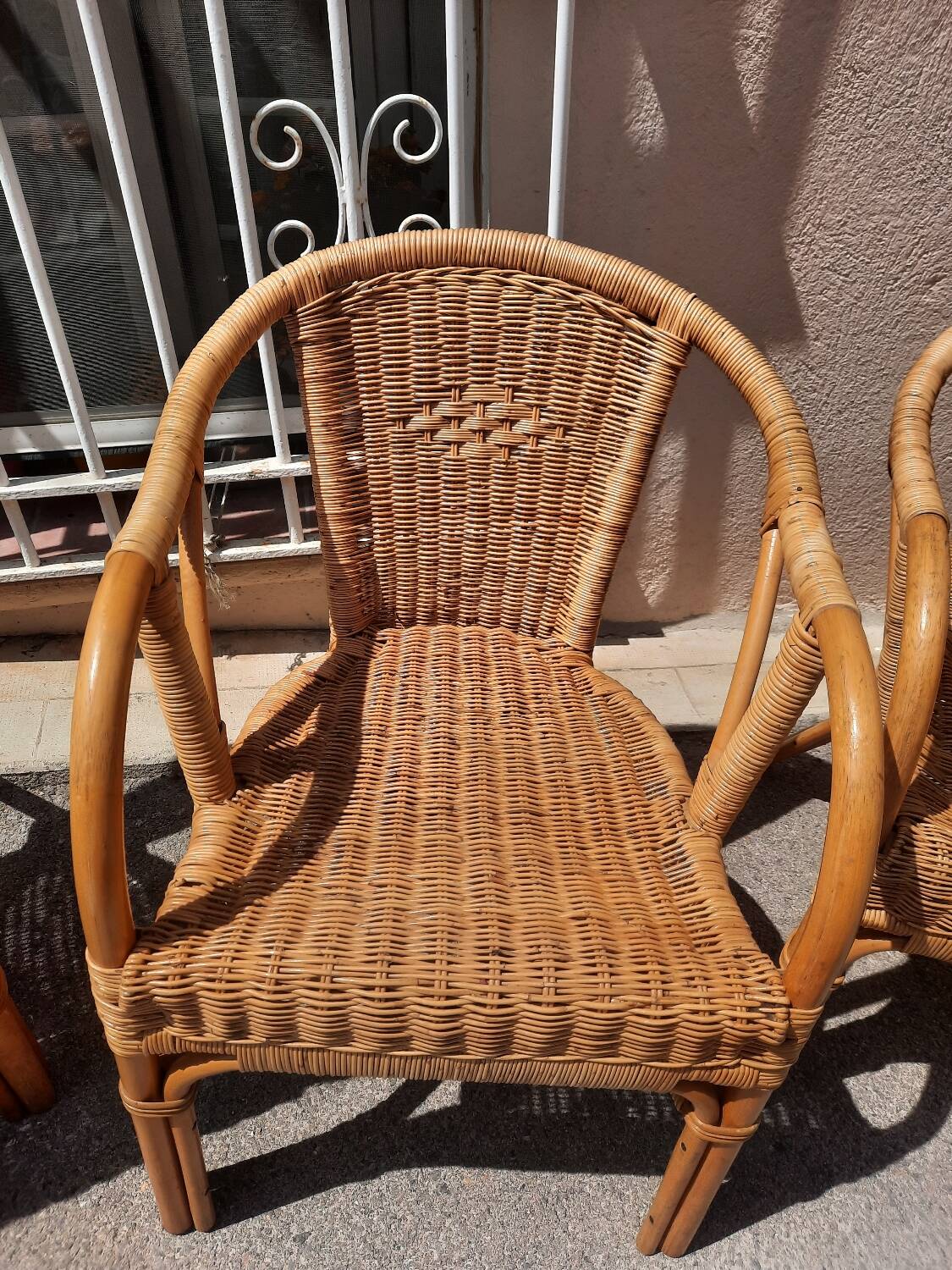 4 rattan armchairs