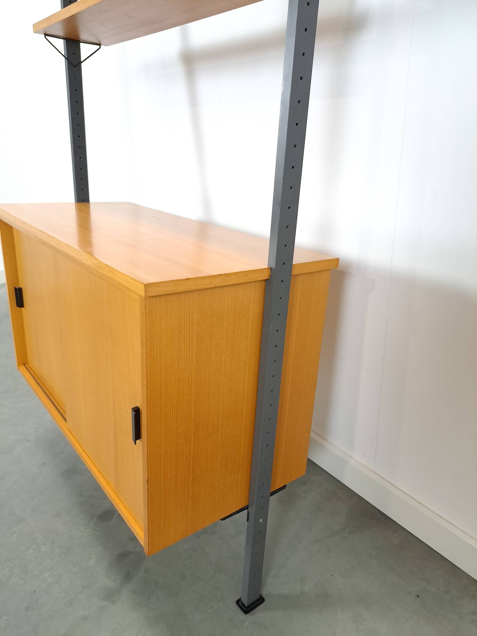 Design Olof Pira Sweden LP modulair wandsysteem