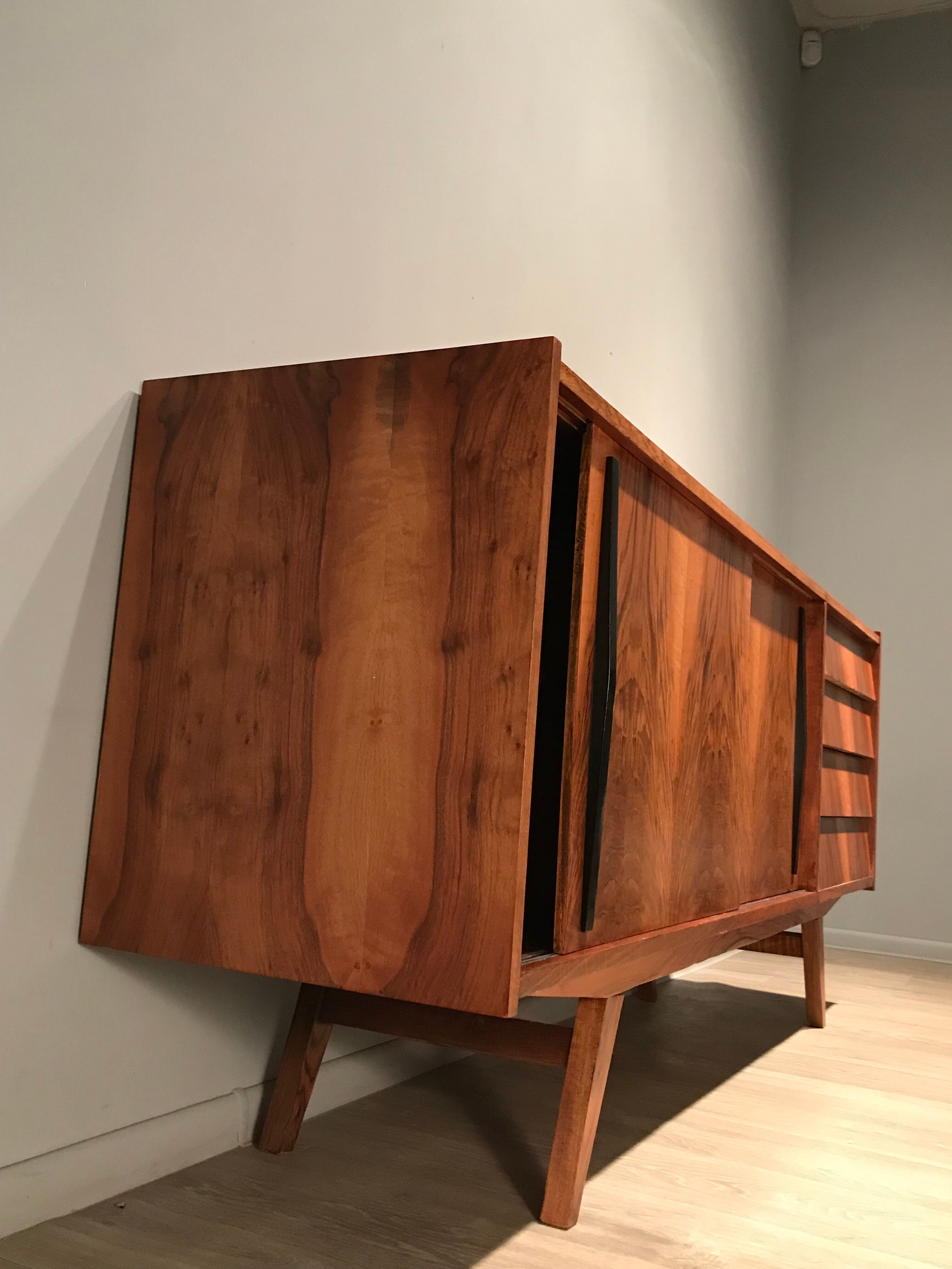 Chestnut 60 ' Walnut sideboard