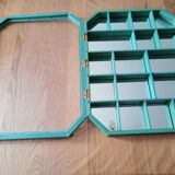 Miniature octagonal showcase