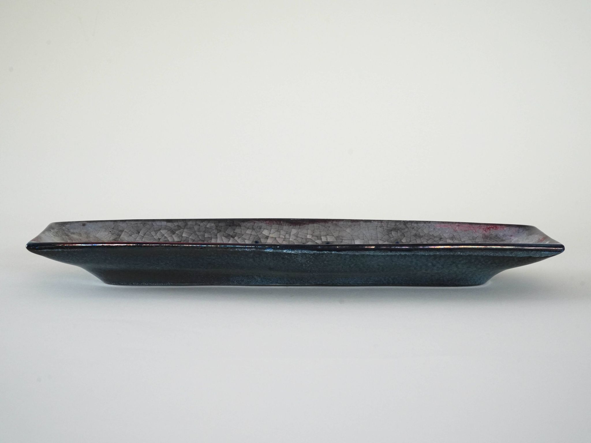 Plat en céramique, design danois, années 1960, designer : Marianne Starck