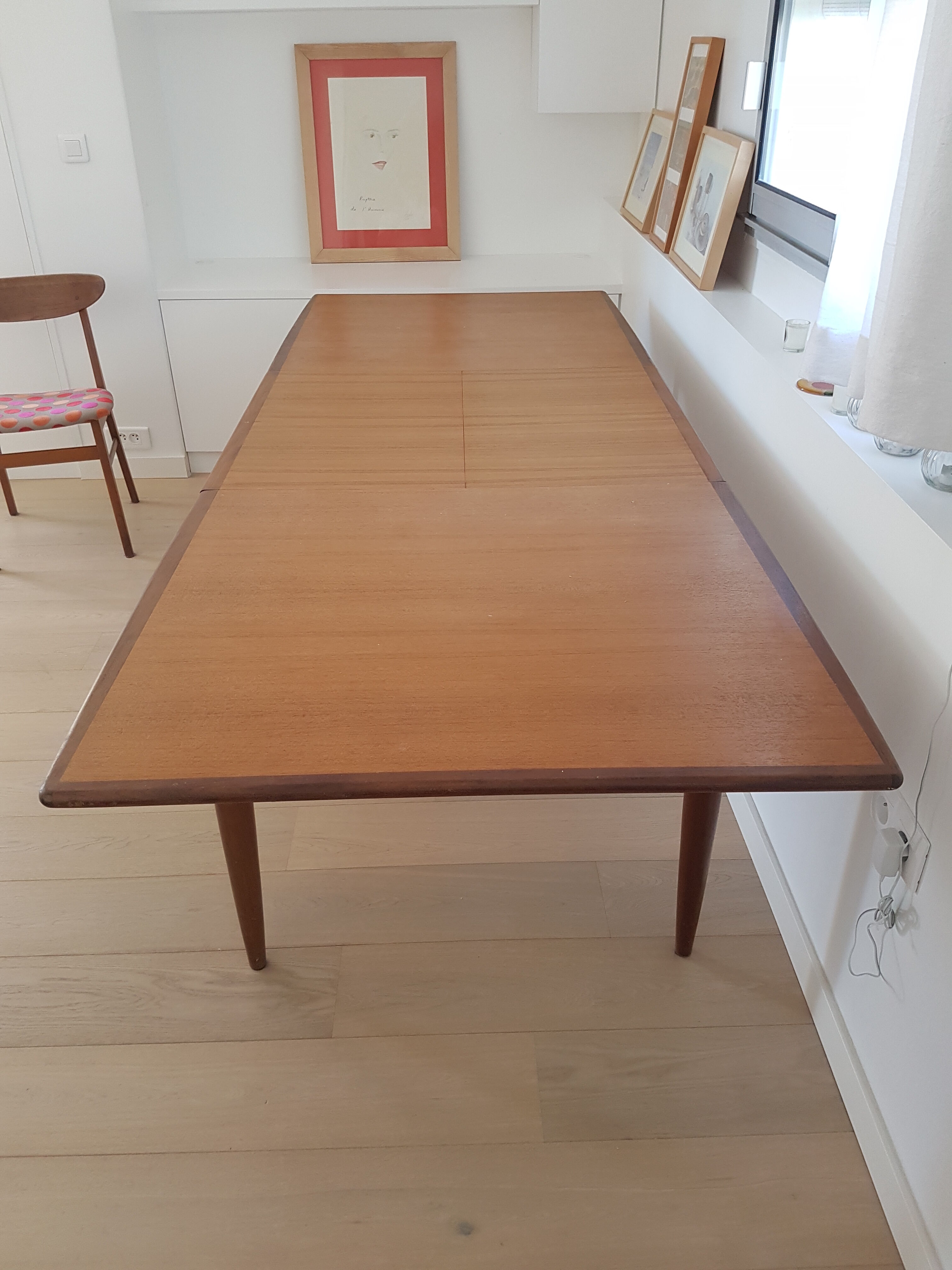 Extendable Danish 60s teak table
