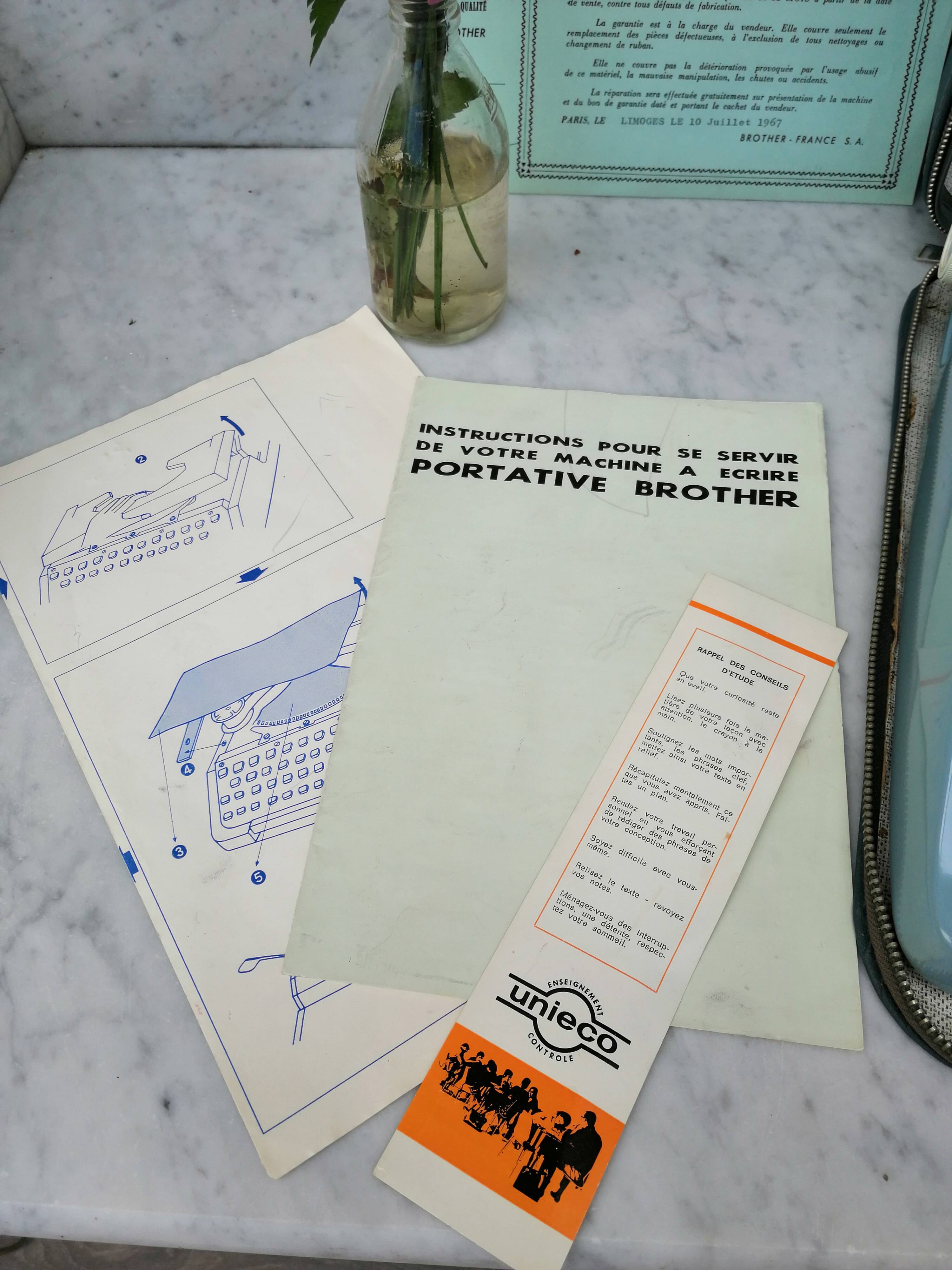 Brother de luxe typewriter works