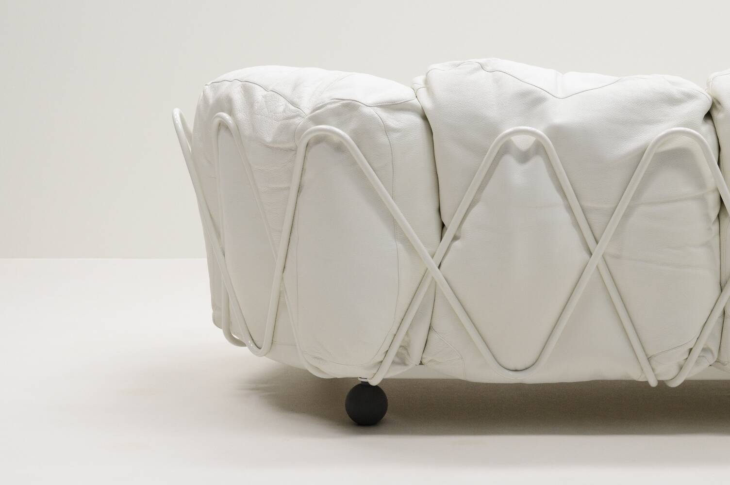 corbeille lounge sofa by francesco binfaré for edra, italy.