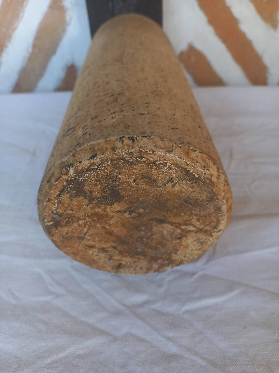 Large earth and cork roller vase