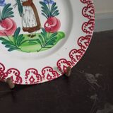 Assiette en faïence St Amand et Hamage ancienne décor floral