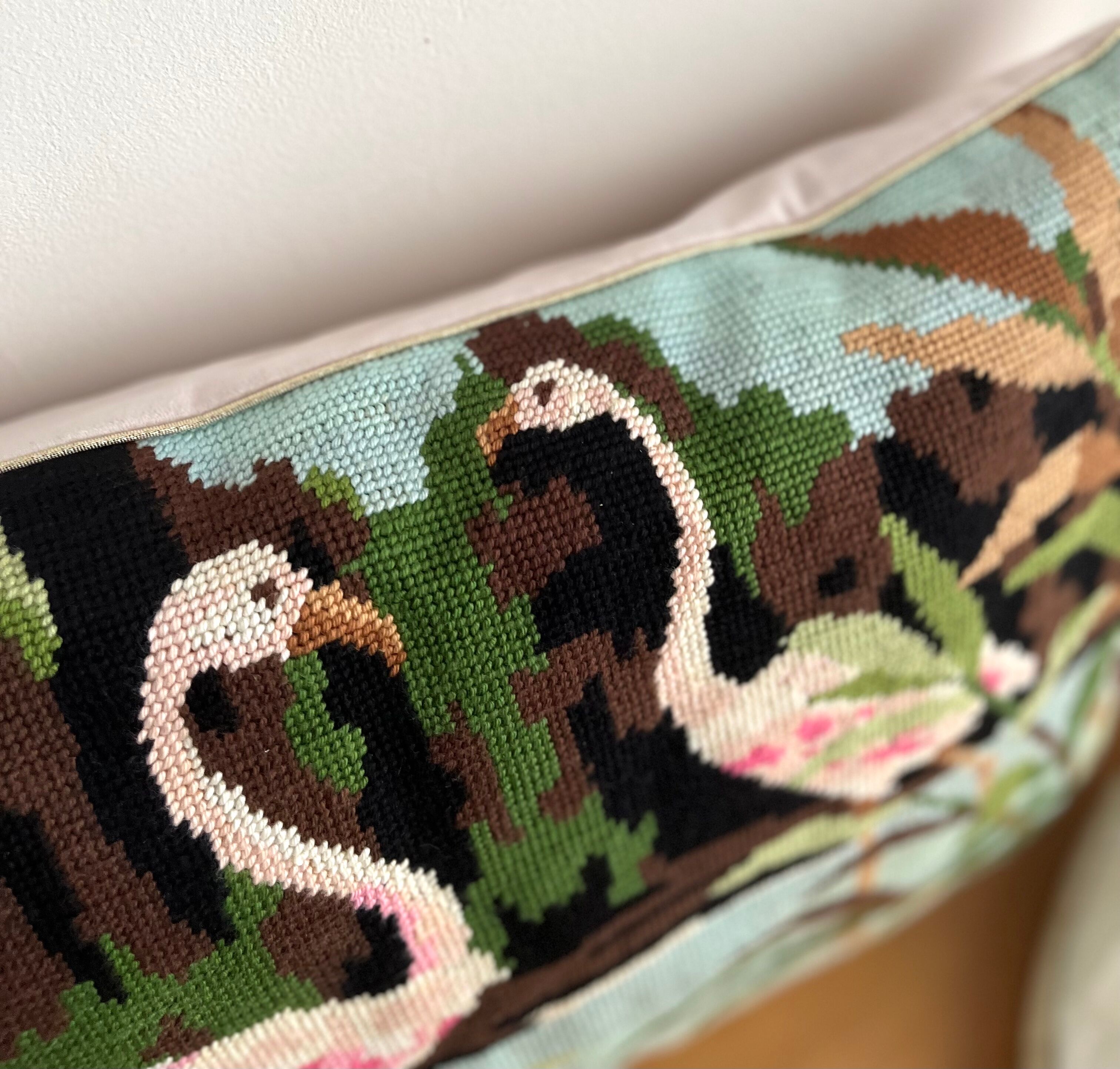 Canvas cushion "Pink flamingos"