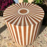 Side table resin and walnut