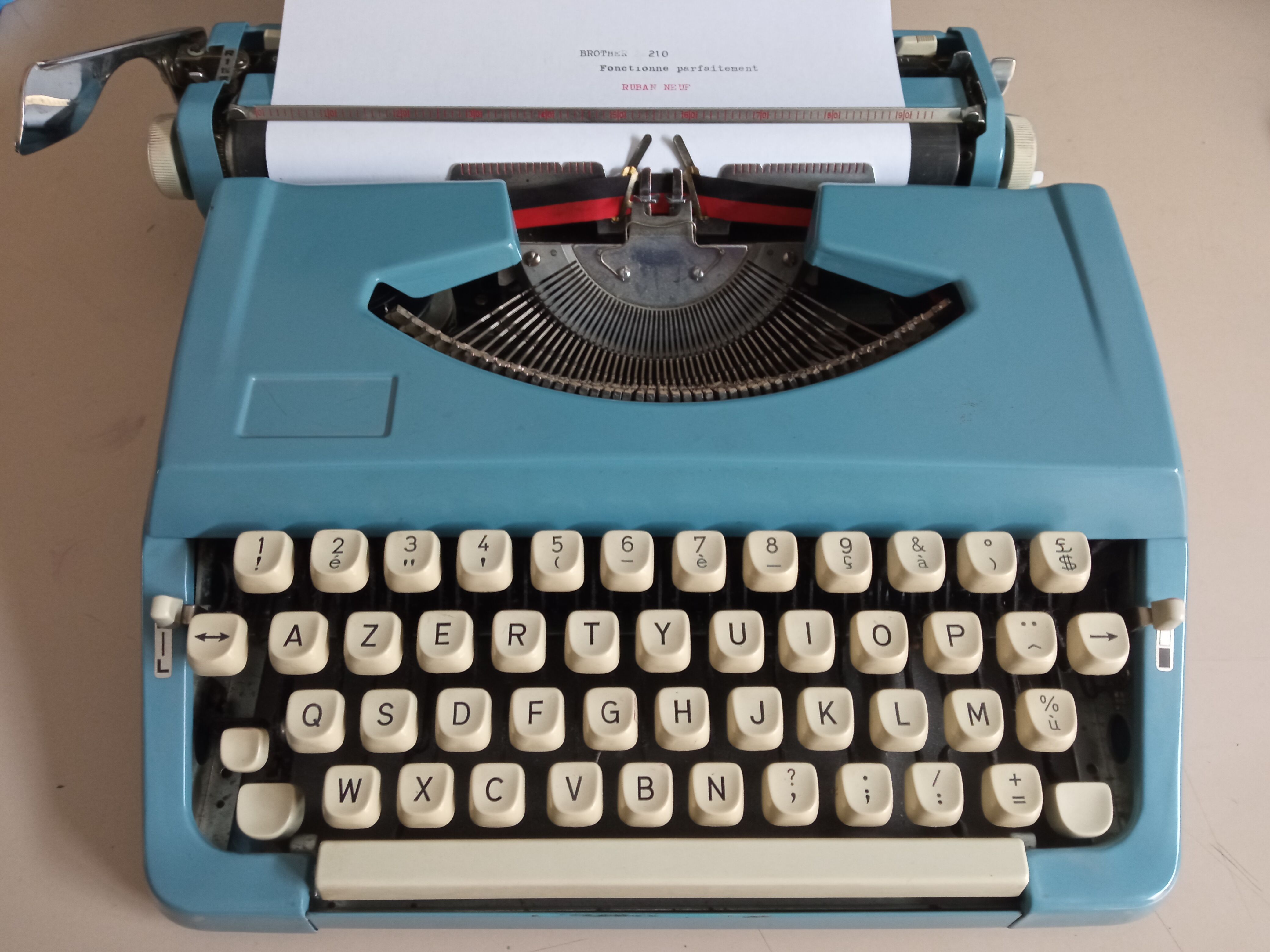 Machine à écrire brother nogamatic 200 bleue vintage