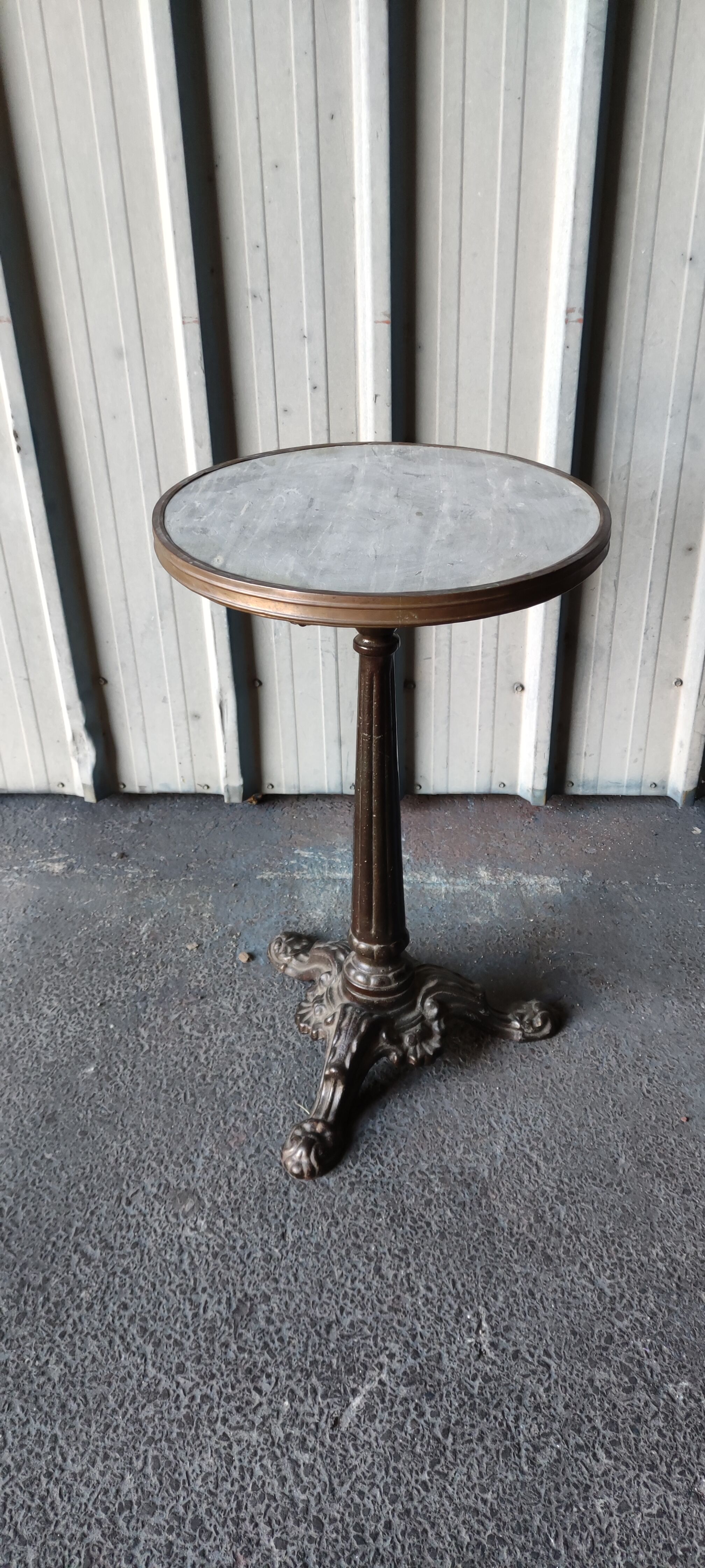 Round bistro table marble top foot cast iron brass edge