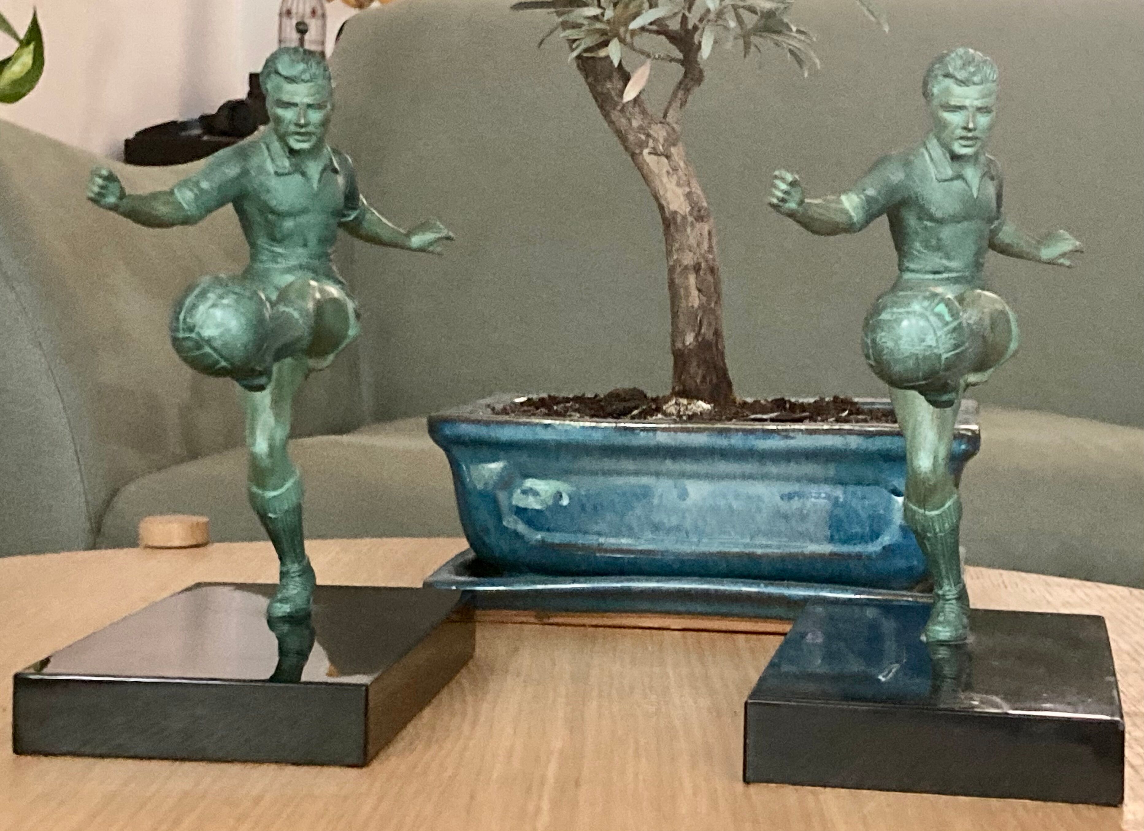 Pair of vintage bookends - Football players - excellent condition