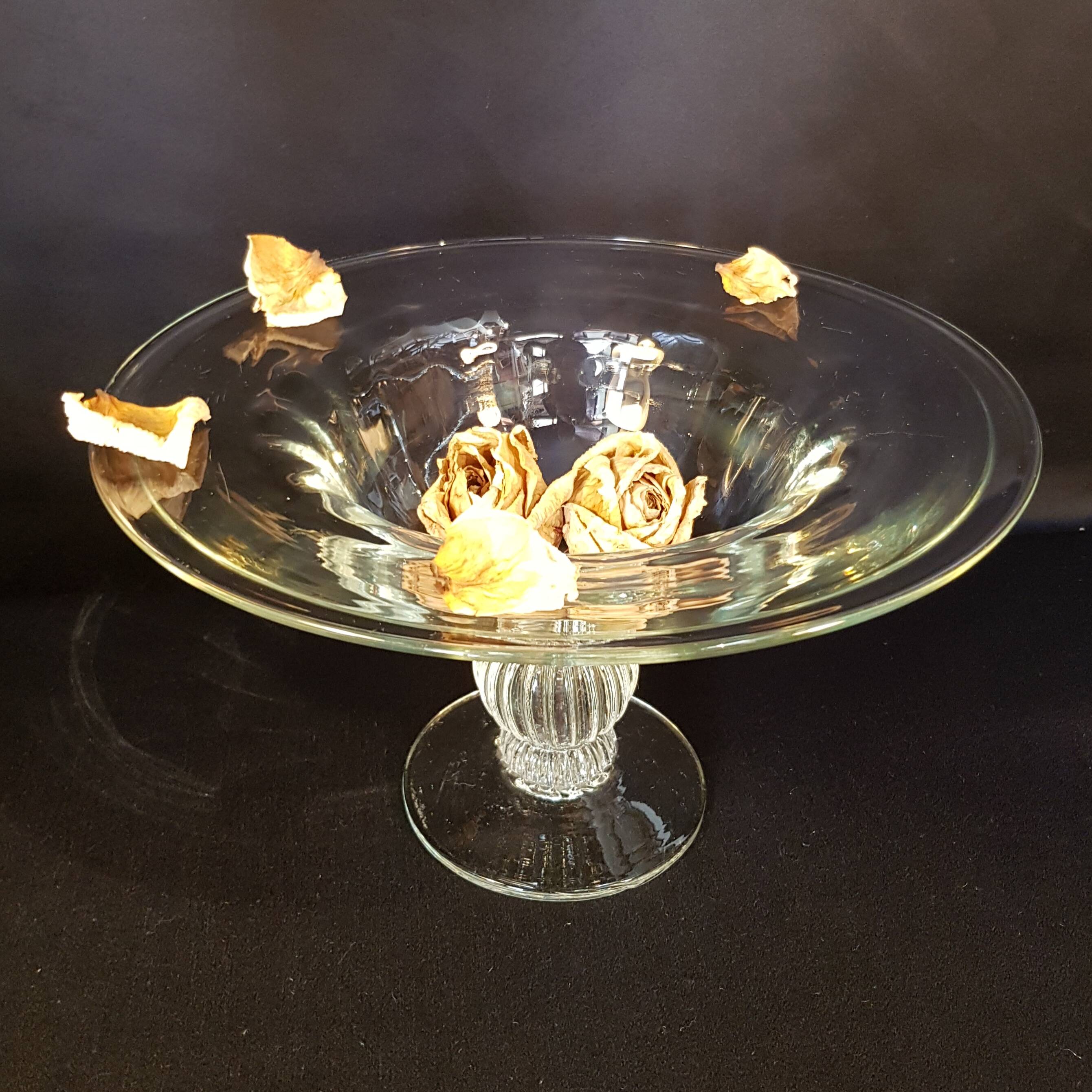 Grande coupe en verre