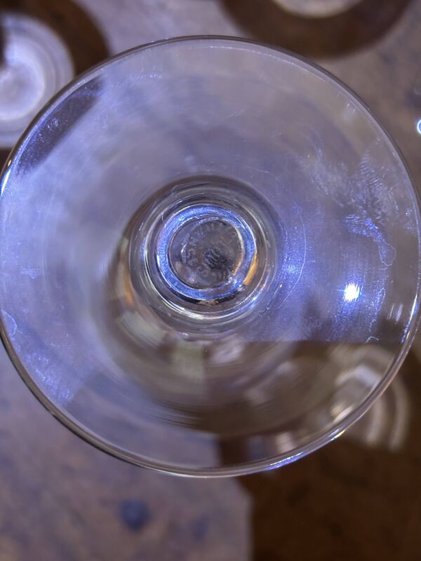 5 flûtes à champagne Cristal Saint-Louis – modèle gravé floral ancien