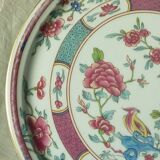 Plat l.bernardaud en porcelaine de limoges enluminés a la main